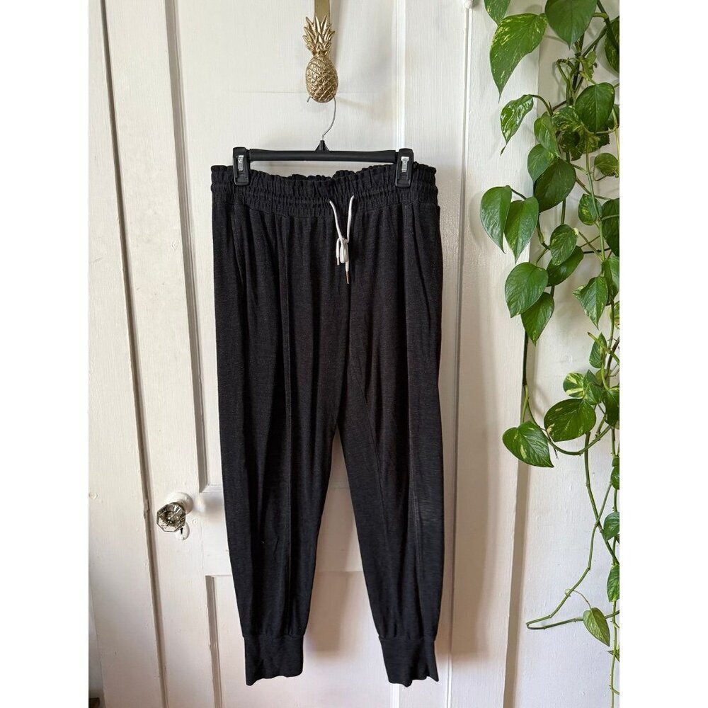 Xhilaration women’s size medium grey sweatpants